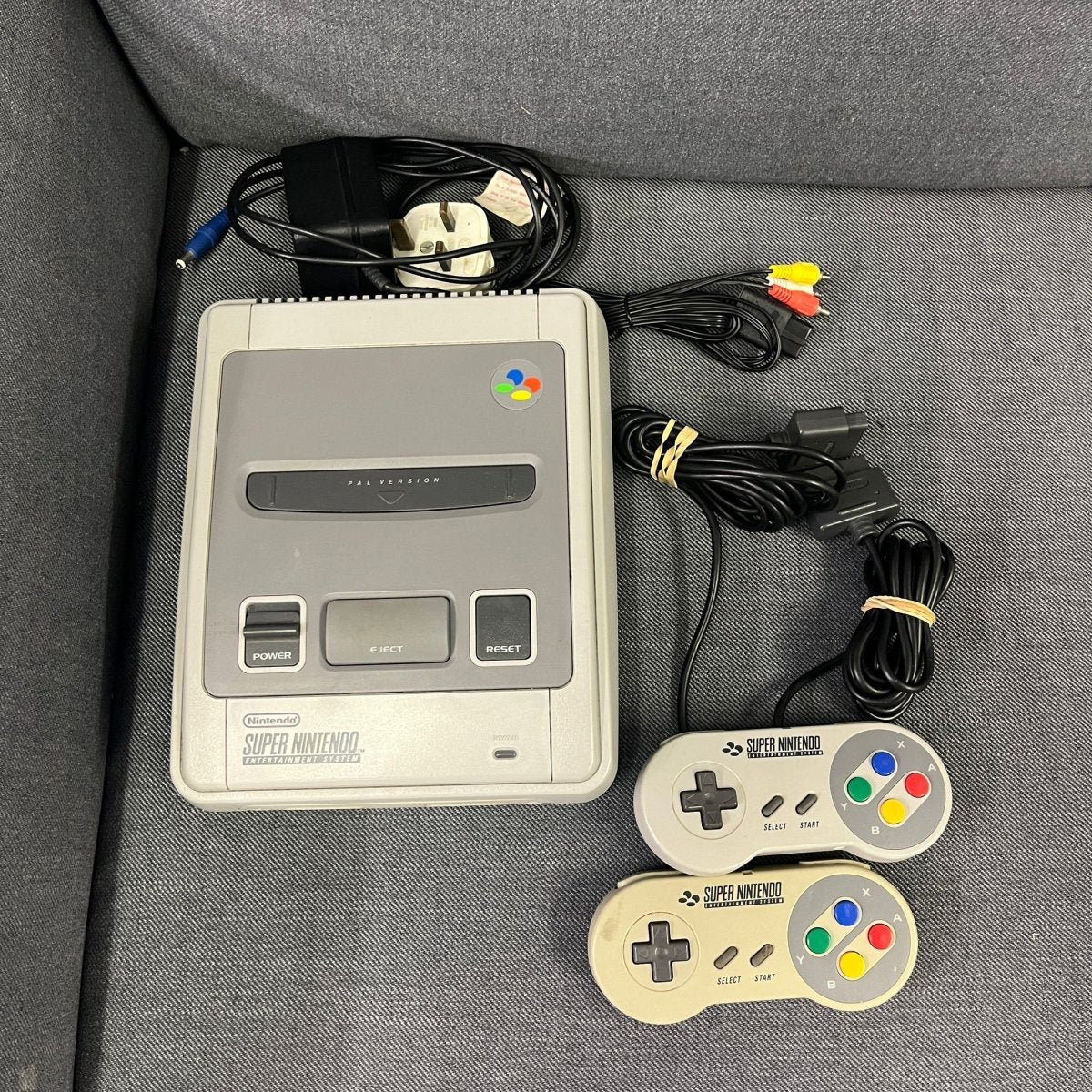 Super sold Nintendo console